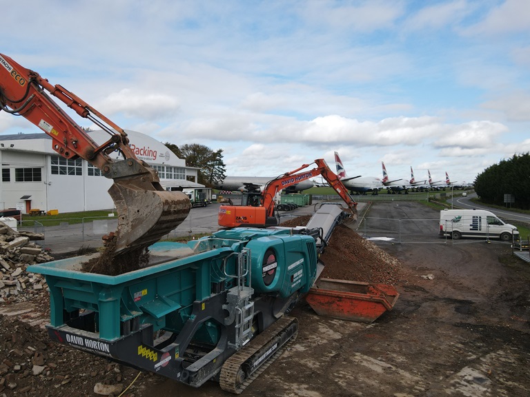 premiertrak-330-uk-(4)